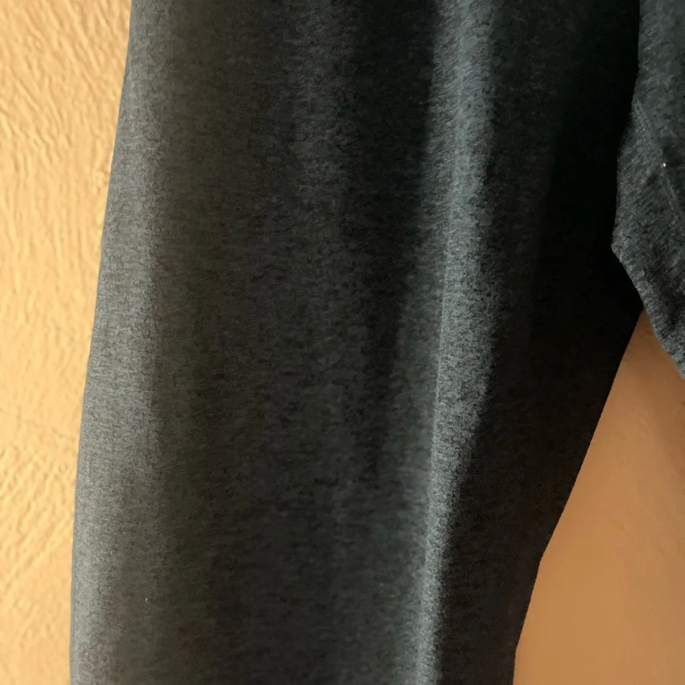 Women's Vuori Joggers with Drawstring - Picture 4 of 12